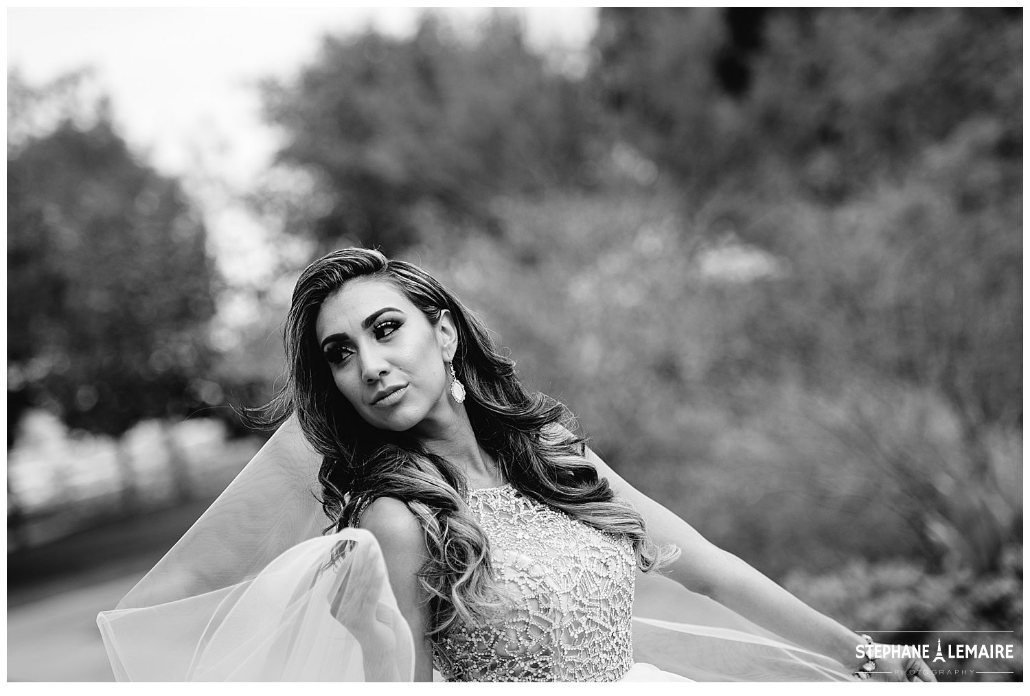 black and white Wedding portraits in El Paso Texas by Stephane Lemaire photography