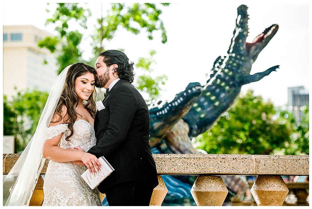 Bride and Groom portrait at San jacinto plaza in el paso texas