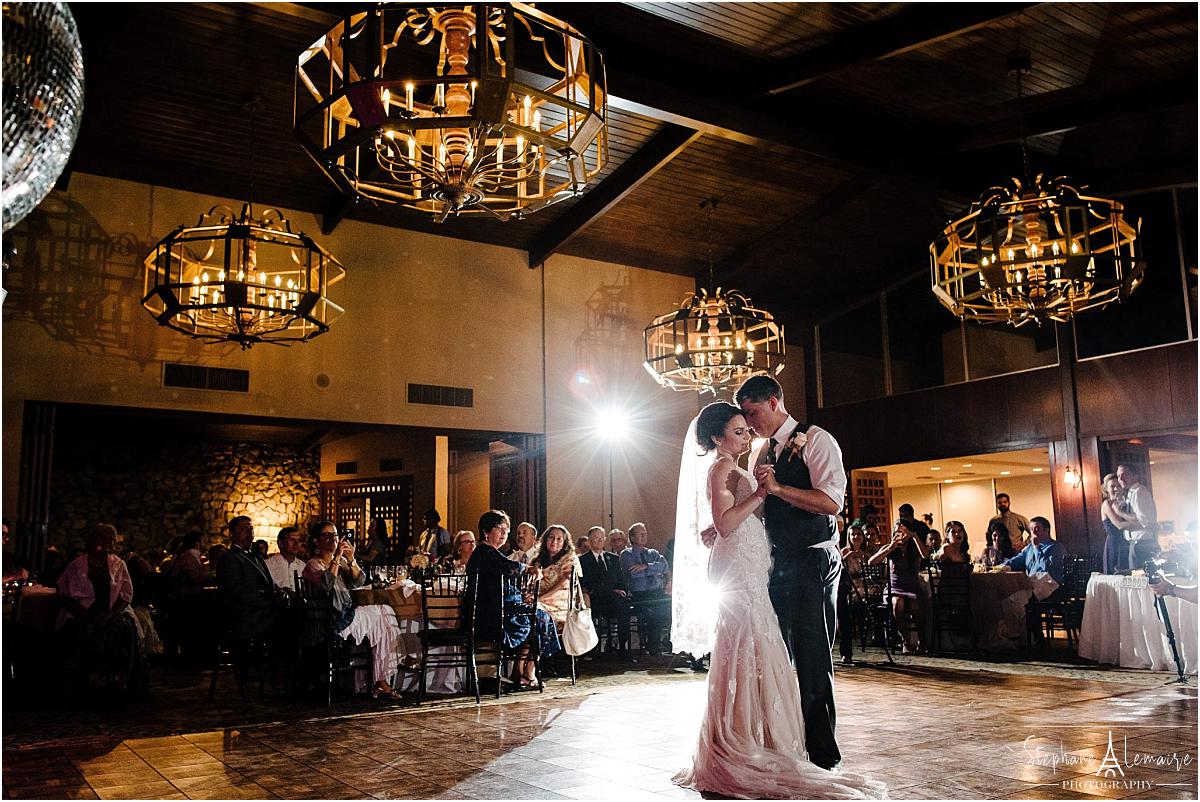 bride and grrom dancing at Coronado country club, wedding venue in El Paso Texas, first dance details. 